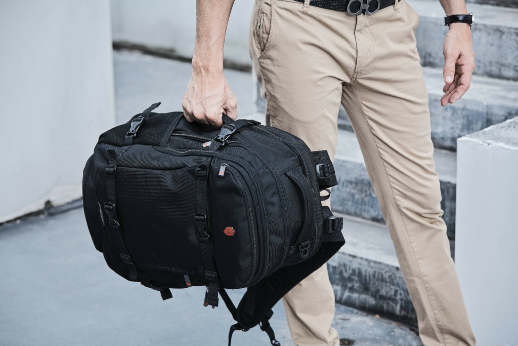 Functional Backpacks for Busy Urban Lifestyles — Krimcode