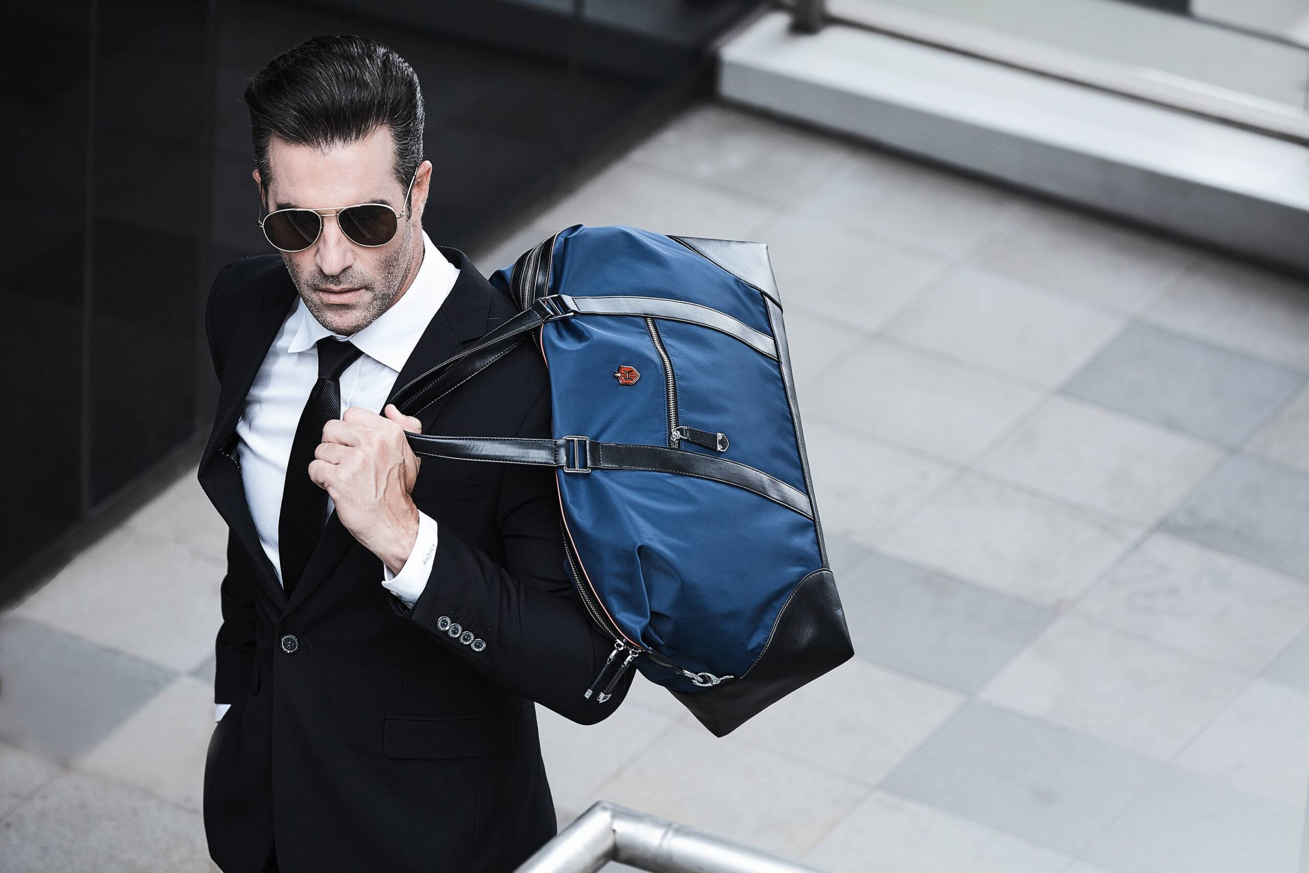 weekender bags for men