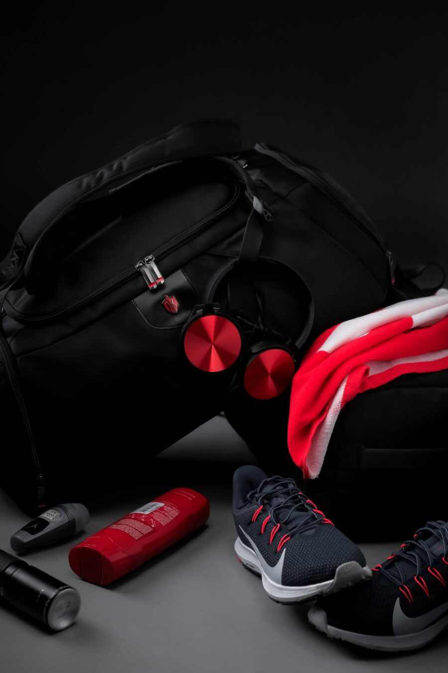 Gym Essentials For Men To Look Attractive At The Gym — Krimcode